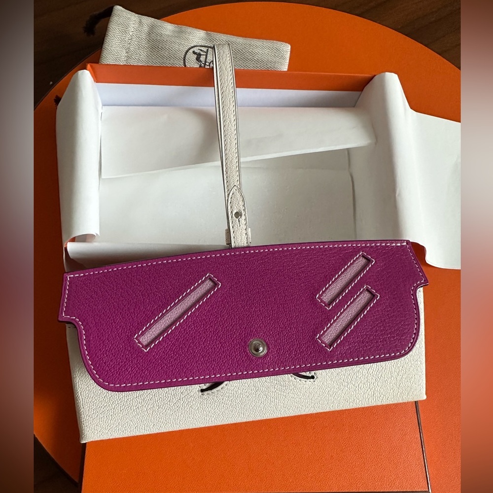 Hermes In The Loop Wink Glasses Case